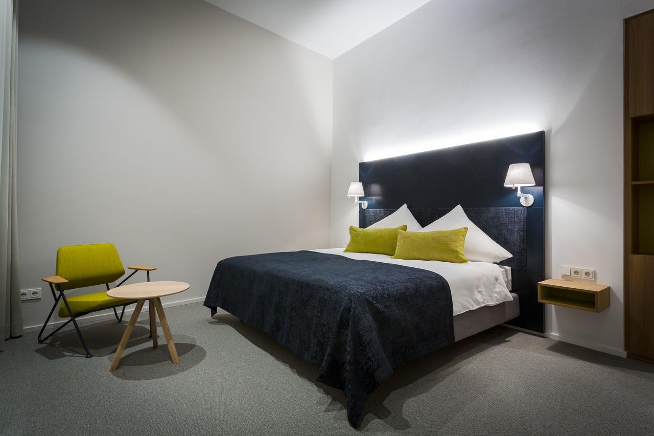 Katholisch-Soziales Institut Hotel Siegburg Bagian luar foto