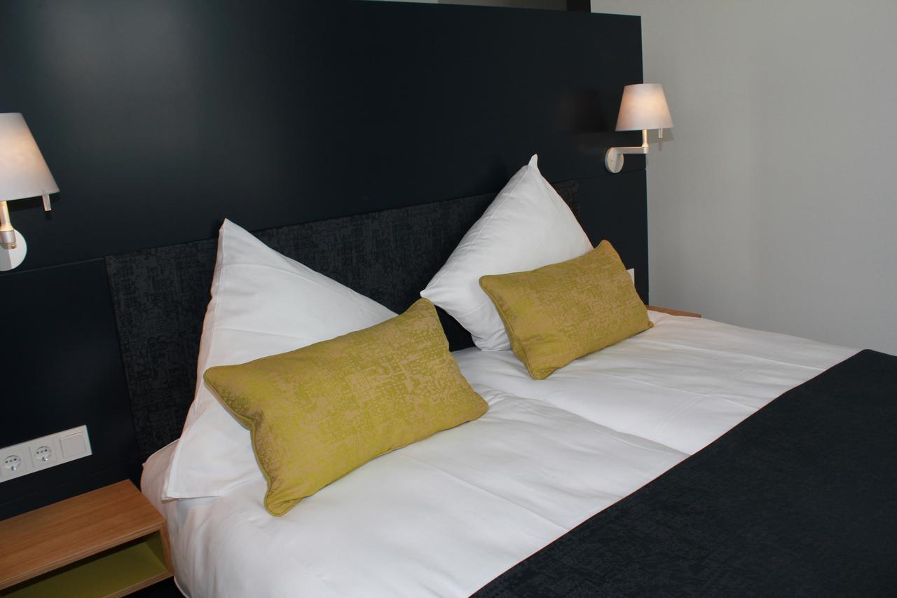Katholisch-Soziales Institut Hotel Siegburg Bagian luar foto