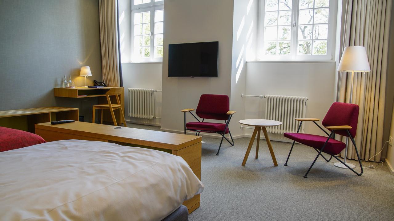 Katholisch-Soziales Institut Hotel Siegburg Bagian luar foto