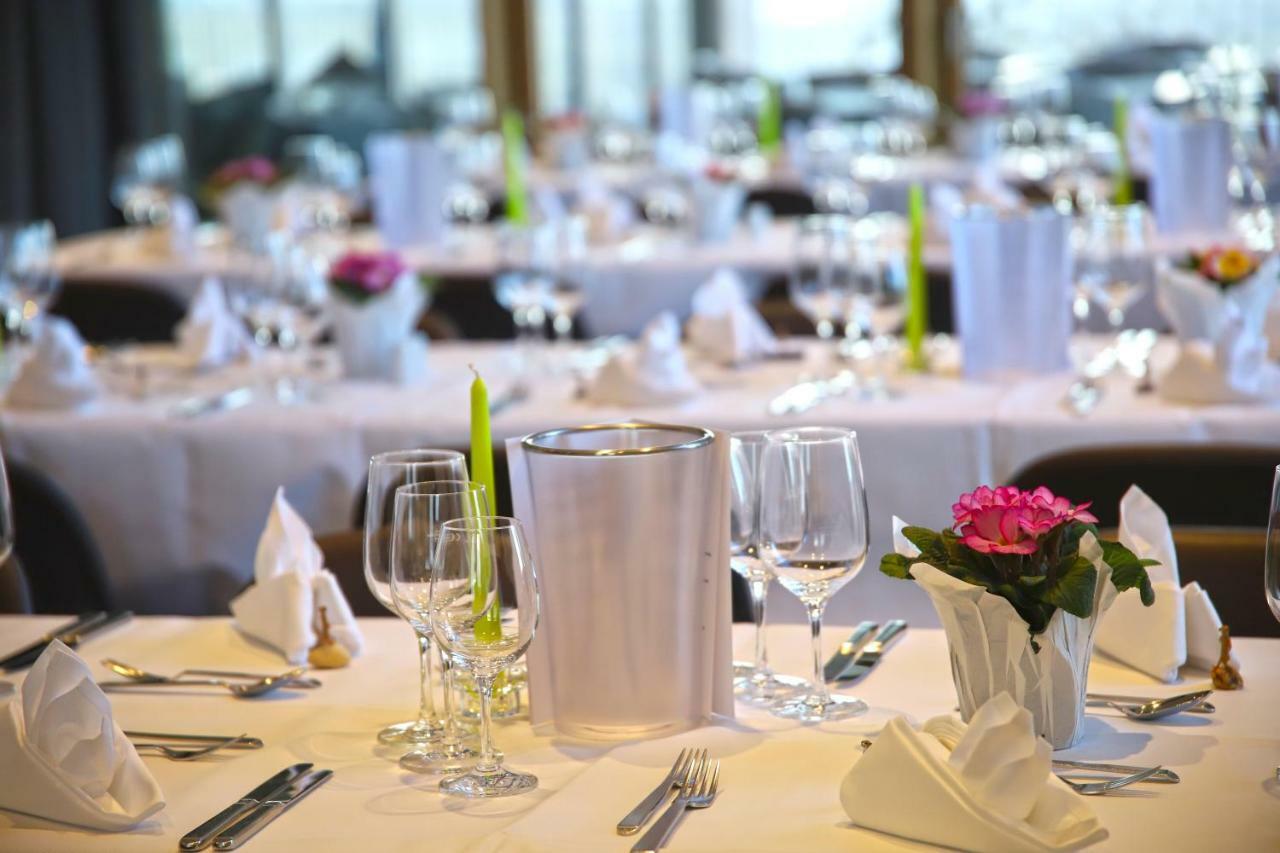 Katholisch-Soziales Institut Hotel Siegburg Bagian luar foto